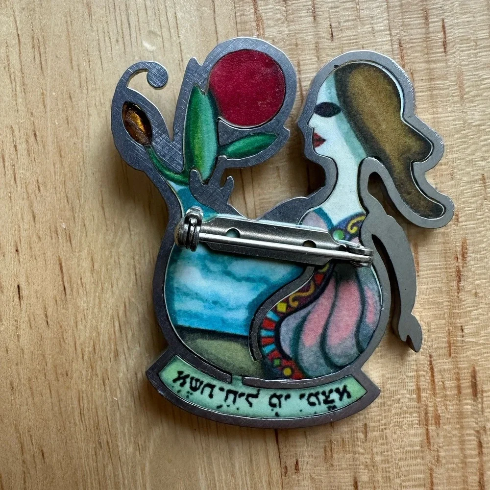 VTG Seeka Woman of Valor Judaic Brooch Pin 1.75 Inch Hand‎ Painted Crystal Bead